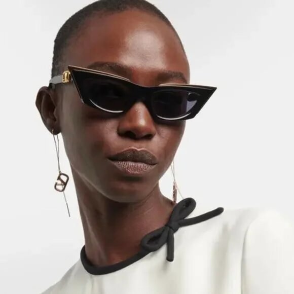 NEW VALENTINO V-GOLDCUT-I VLS-113A WOMEN BLACK SUNGLASSES VALENTINO - Picture 4 of 13